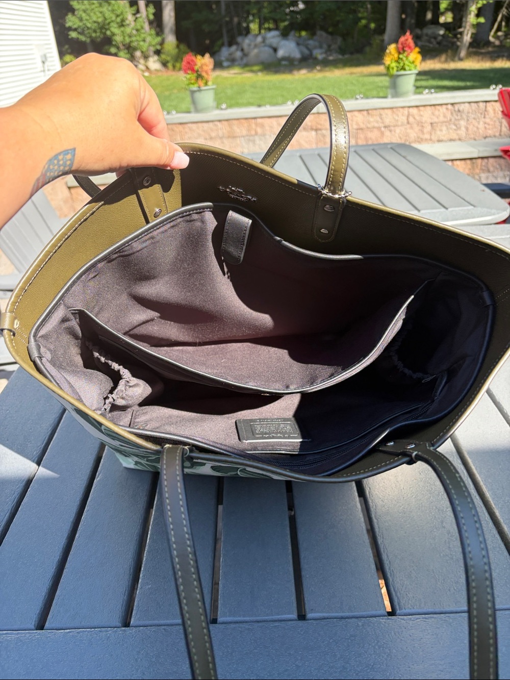 🌻 COACH 2850 🌻 BANANA LEAVES REVERSIBLE CITY TOTE MSRP $350 - Picture 16 of 16